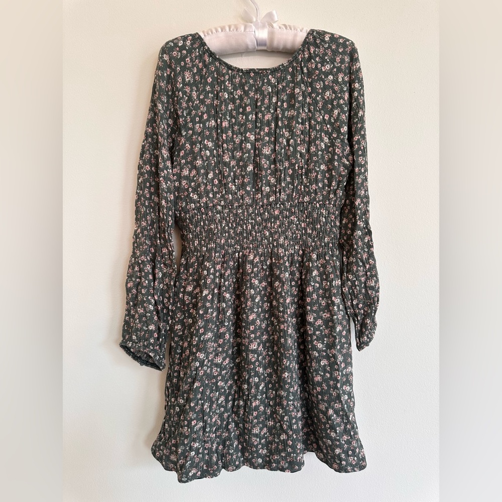 Girls For all Seasons by Paper Crane olive floral print dress size small
